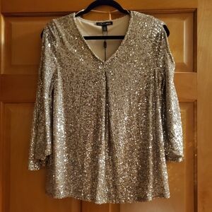 Cable & Gauge Gold Sequin Blouse